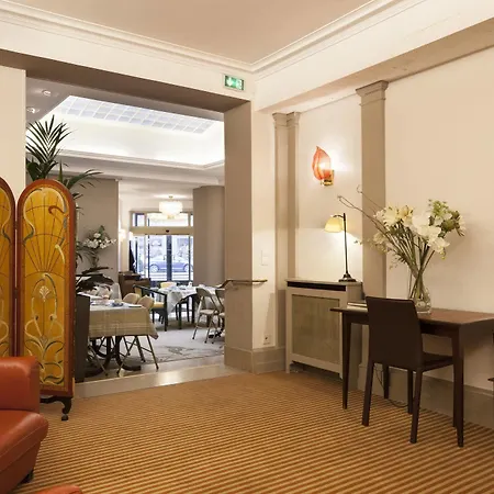 Hotel Camille Tapestry Collection By Hilton