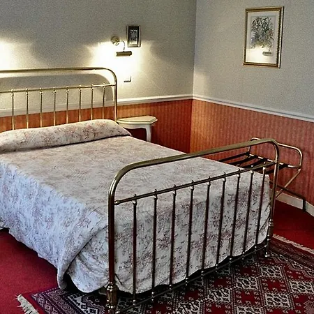 Hotel Camille Tapestry Collection By Hilton Paris