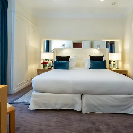Hotel Camille Tapestry Collection By Hilton Paris