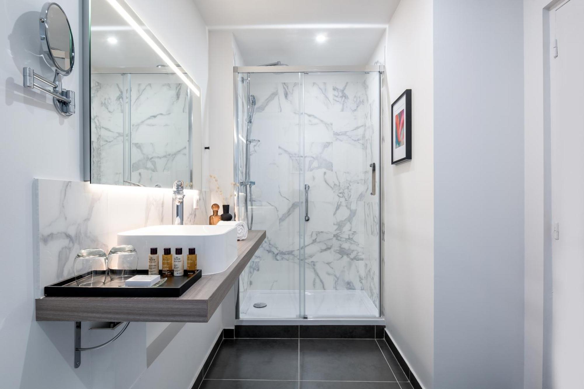 Camille Tapestry Collection By Hilton