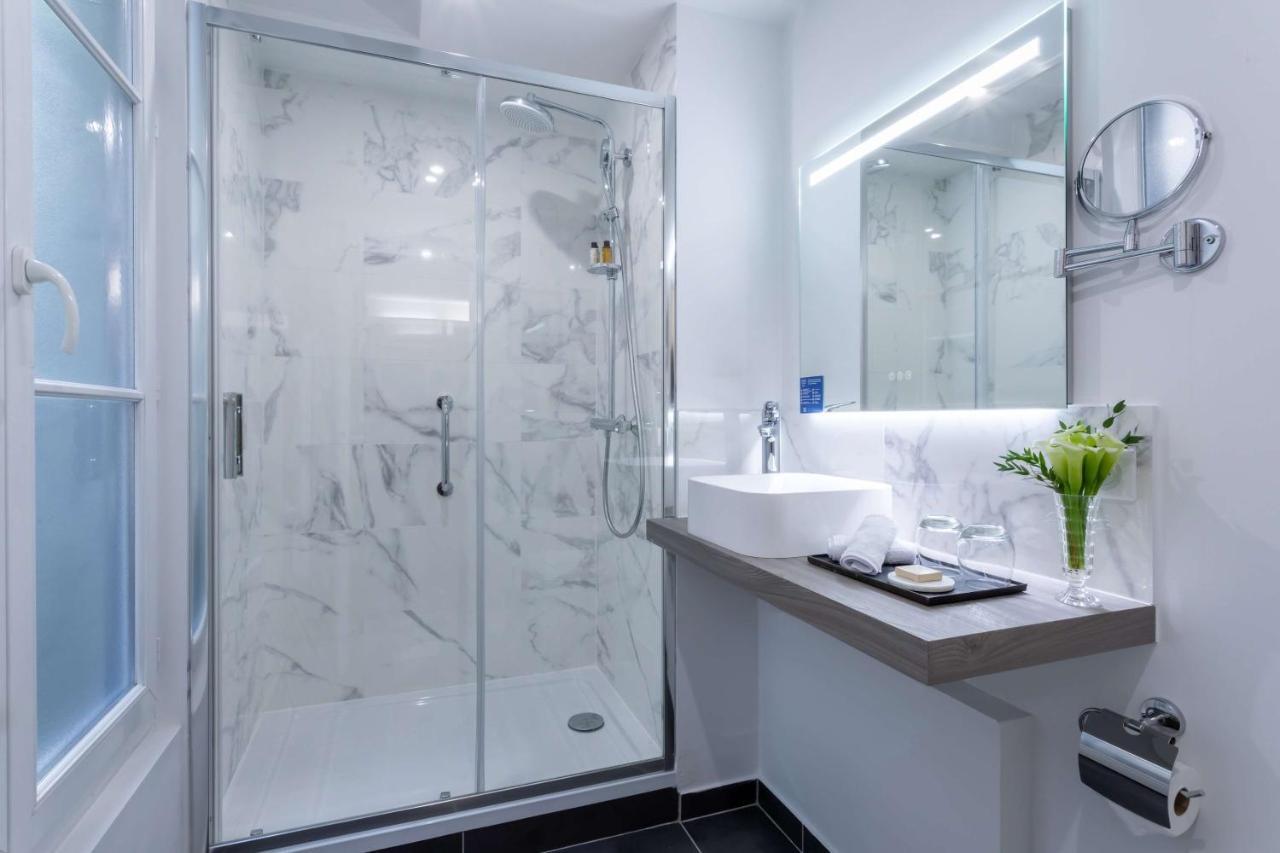 Camille Tapestry Collection By Hilton 4* Parigi