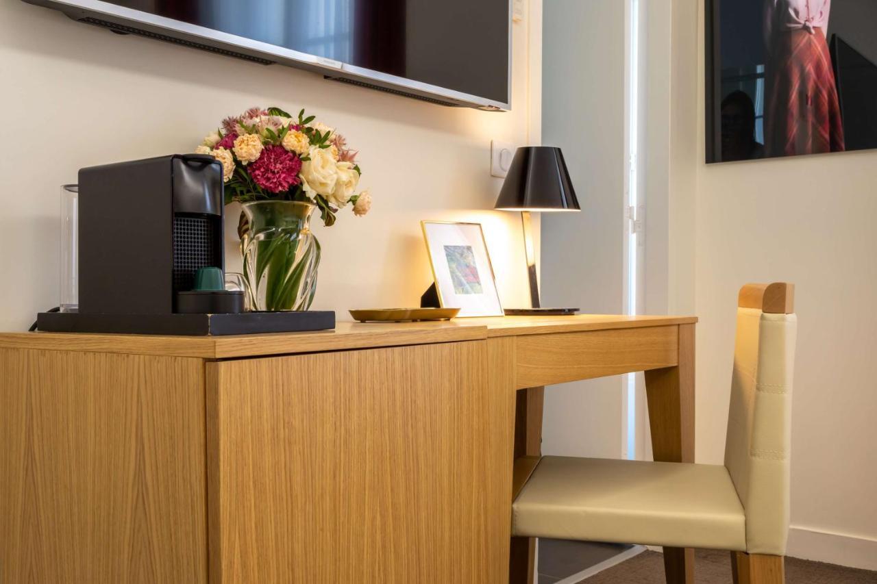 Hotel Camille Tapestry Collection By Hilton Parigi