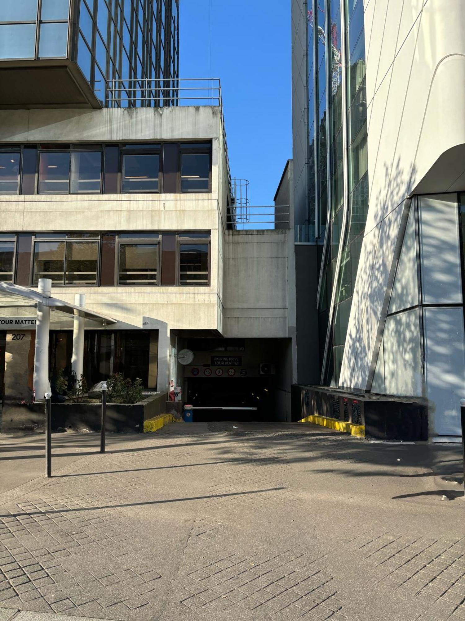 Camille Tapestry Collection By Hilton Hotel